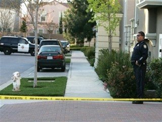 美国雅虎资讯工程师枪杀6位家人后自杀(组图)